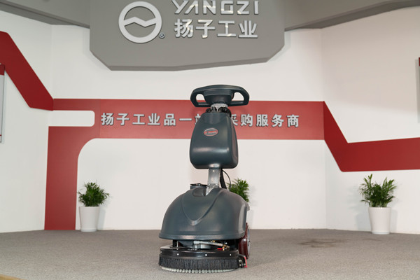 商場用手推式洗地機(jī)優(yōu)勢有哪些？