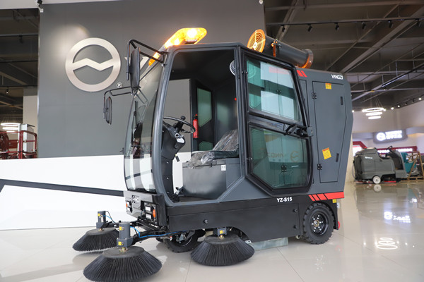 駕駛式掃地機(jī)為何如此受歡迎？