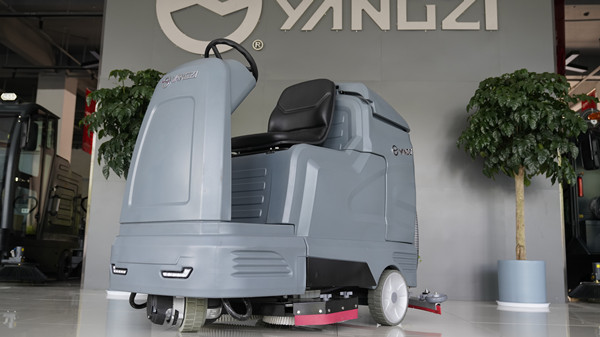 不同型號洗地機都有什么作用？