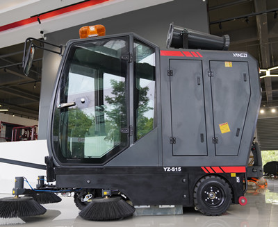 揚(yáng)子掃地機(jī) 揚(yáng)子掃地機(jī)